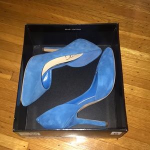 BCBG blue heels